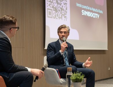 „Simbiocity“ bendruomenei Užsienio reikalų ministras Kęstutis Budrys pažadėjo pratęsti pokalbį EN